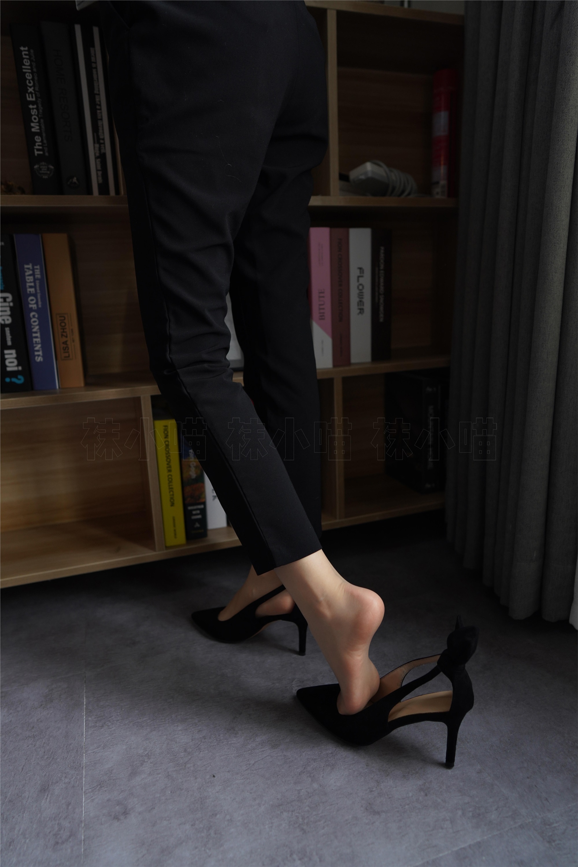 KittyWawa袜小喵  KT168 《吃我一脚》